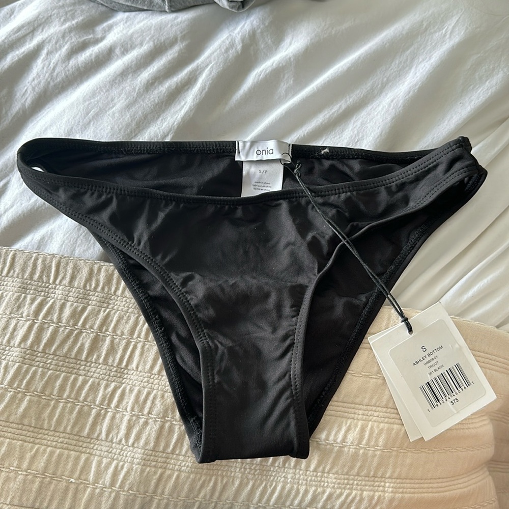 Onia Ashley Bottom
